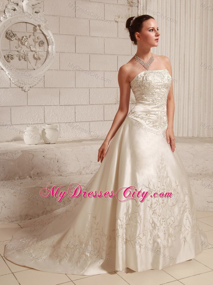 Elegant Embroidery on Satin Court Train Ivory Wedding Dresses for Church