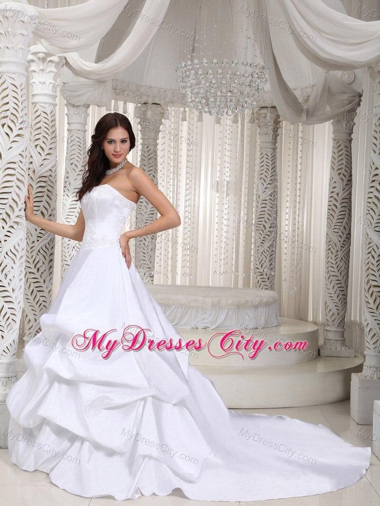 Pick Ups Appliques Court Train Elegant Wedding Dresses for Church