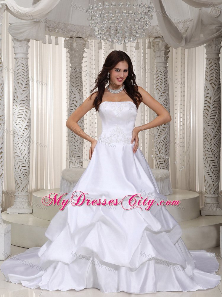 Pick Ups Appliques Court Train Elegant Wedding Dresses for Church