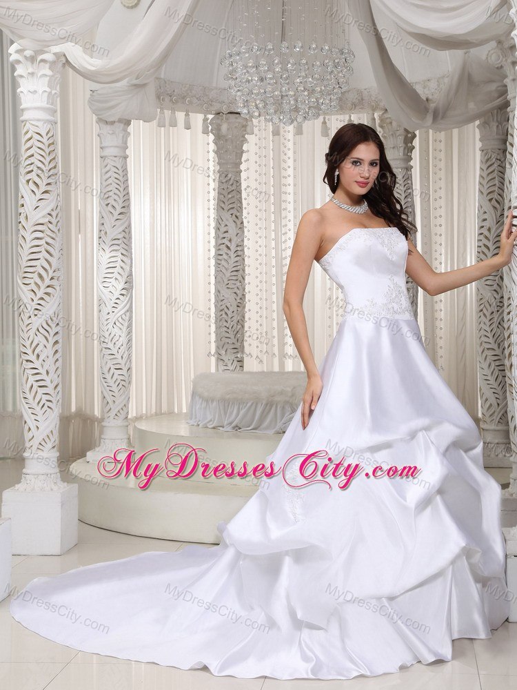 Pick Ups Appliques Court Train Elegant Wedding Dresses for Church