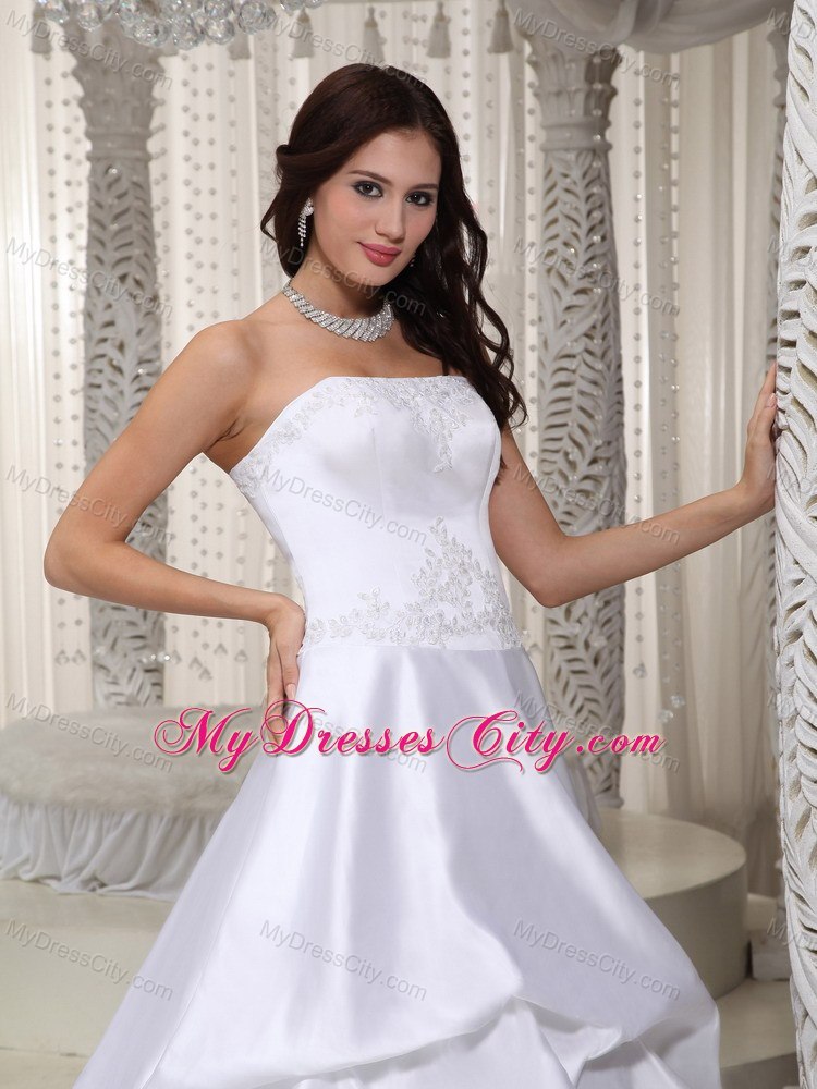 Pick Ups Appliques Court Train Elegant Wedding Dresses for Church