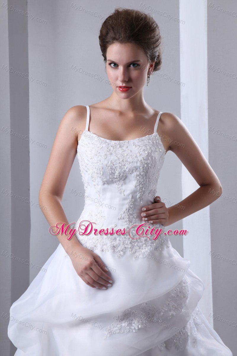 Fashionable Spaghetti Straps Court Train Appliques Wedding Dress