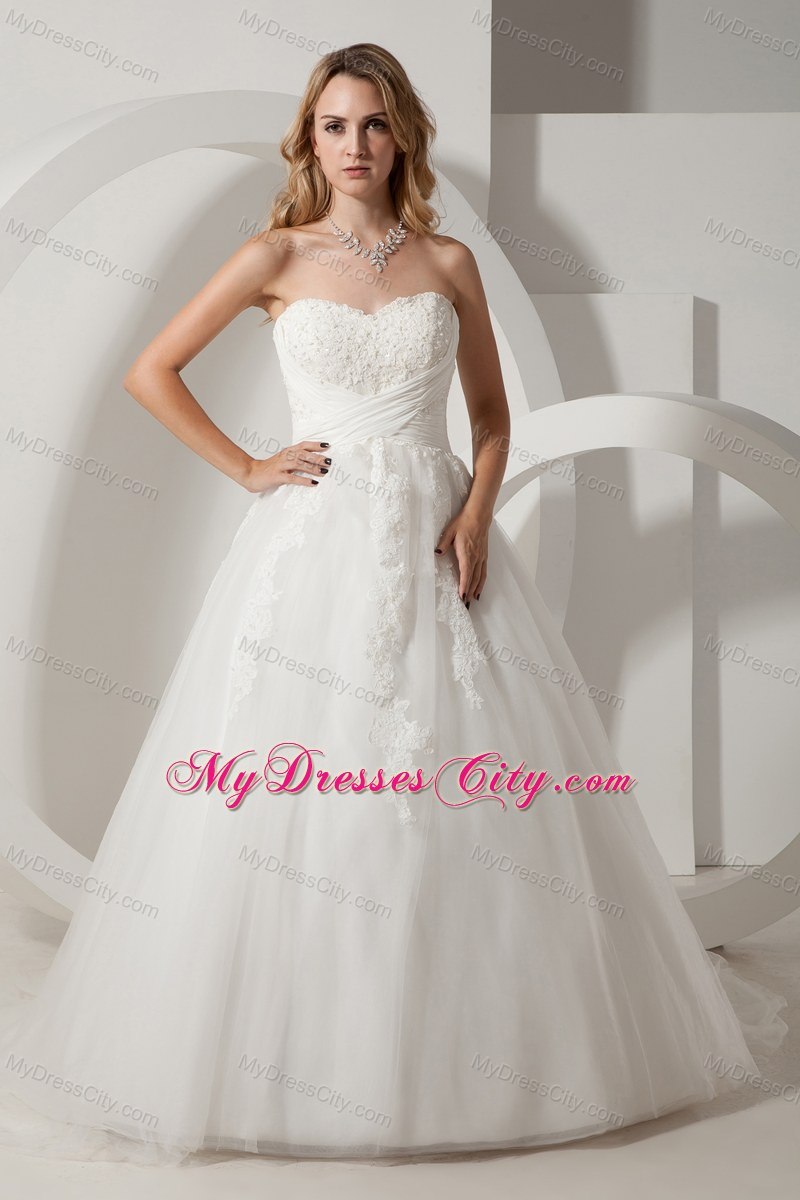 A-line Sweetheart Court Train 2013 Wedding Dress with Lace