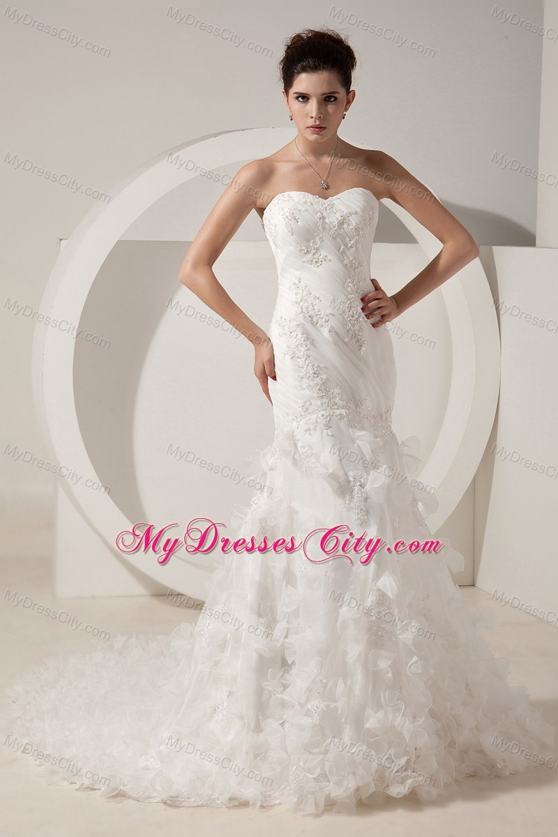 Special Mermaid Sweetheart Wedding Dress with Ruffles Appliques