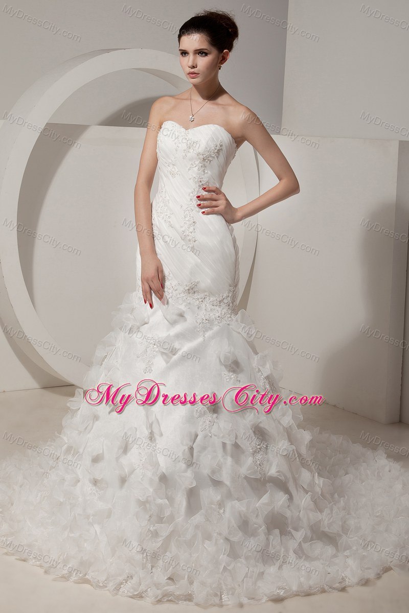 Special Mermaid Sweetheart Wedding Dress with Ruffles Appliques