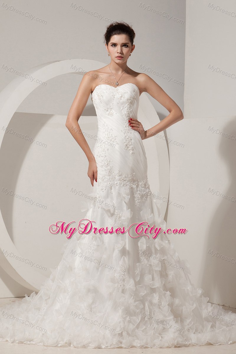 Special Mermaid Sweetheart Wedding Dress with Ruffles Appliques