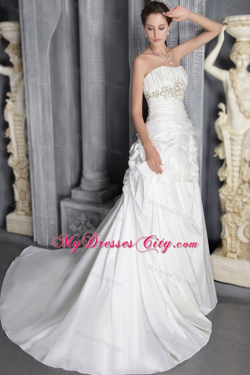 Romantic Pick-ups Court Train Taffeta Beading Bridal Dresses