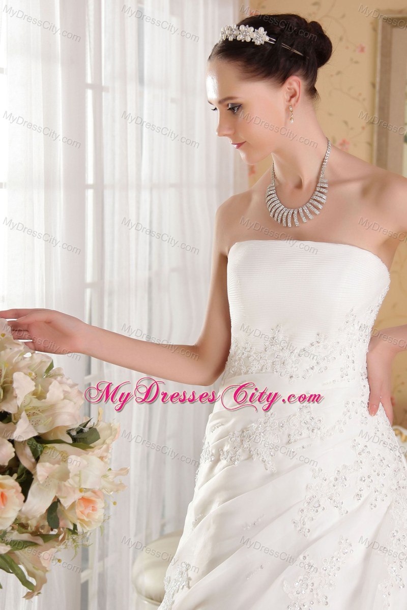 Strapless Court Train Appliques Wedding Dress for 2013