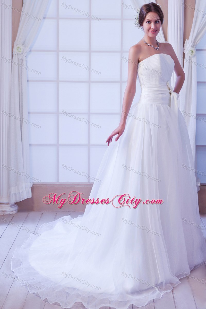 Elegant Strapless Court Train Organza Sashes Wedding Gown