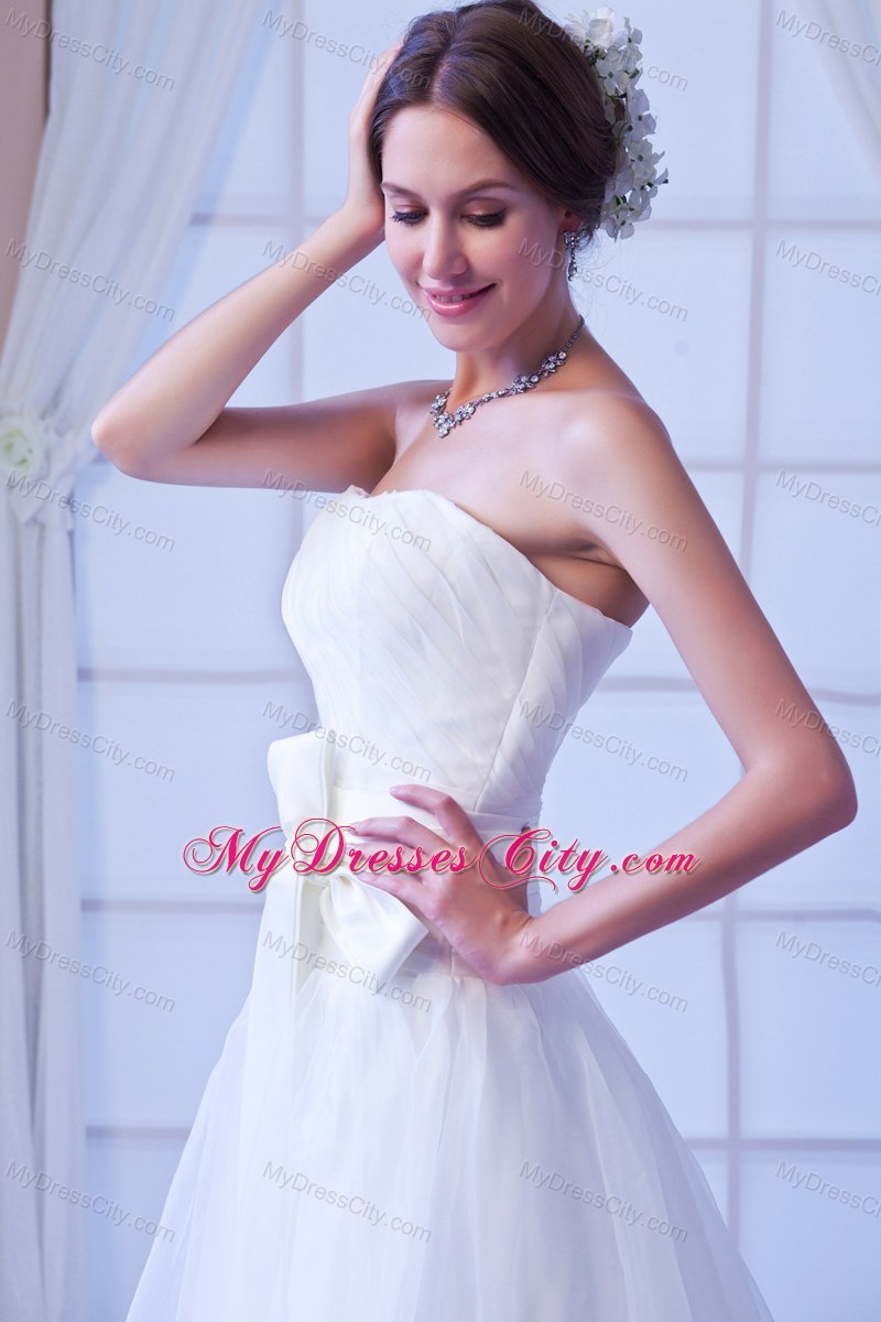 Elegant Strapless Court Train Organza Sashes Wedding Gown