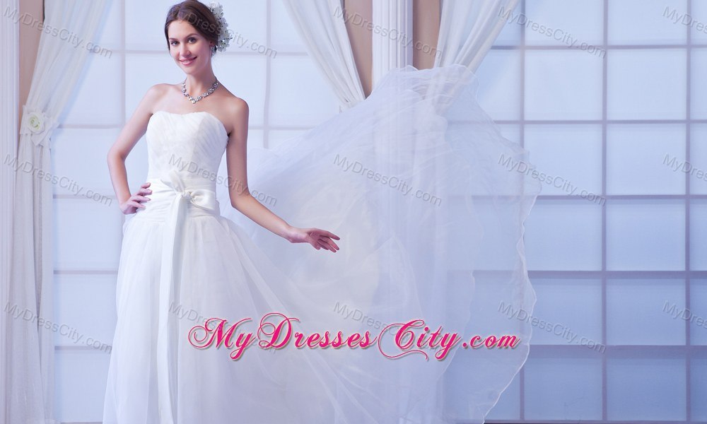 Elegant Strapless Court Train Organza Sashes Wedding Gown