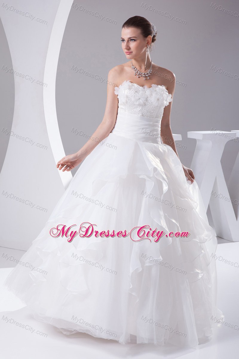 2013 Beautiful Ball Gown Sweetheart Appliques Wedding Dress