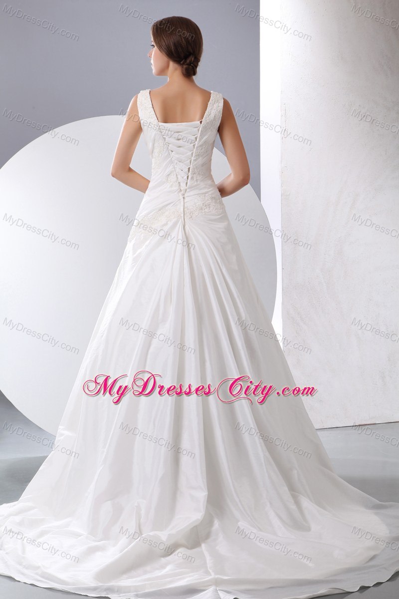 Elegant Scoop 2013 Bridal Dresses with Taffeta Appliques