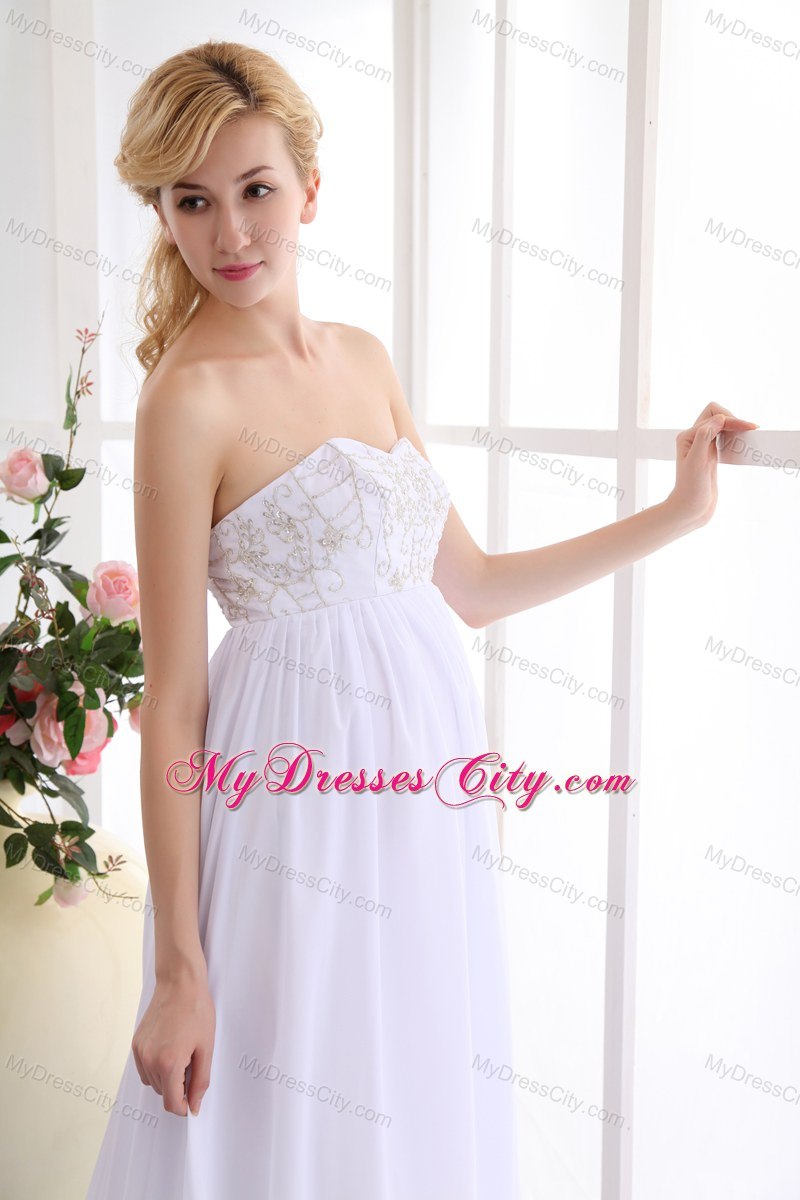 Plus Size Sweetheart Chiffon Wedding Gowns with Appliques