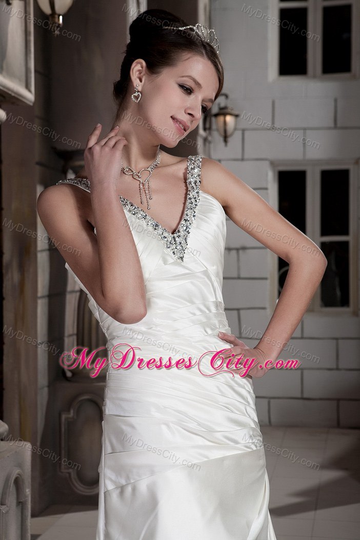 Popular Princess Beaded V-neck Lace-up Ruched Wedding Gown