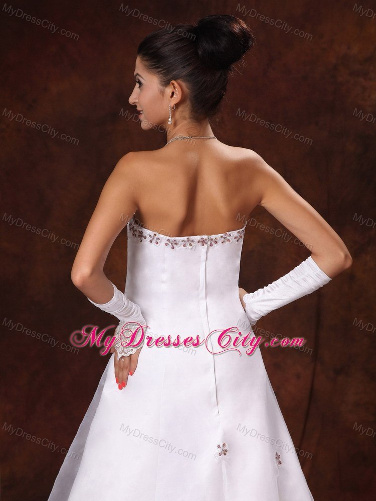 A-line Appliques Court Train Wedding Dress For Church Wedding