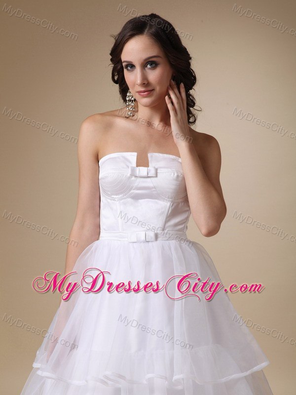 Elegant A-line Strapless Floor-length Layered Wedding Dress