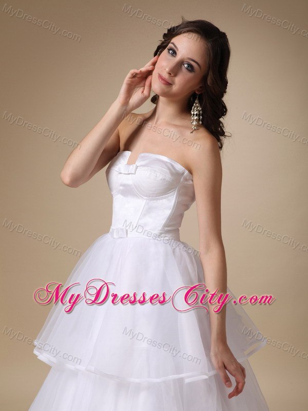 Elegant A-line Strapless Floor-length Layered Wedding Dress