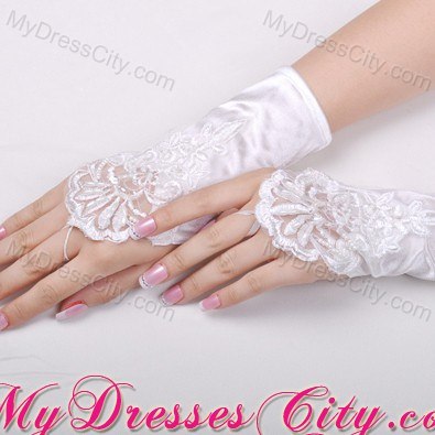 Gorgeous Satin Fingerless Wrist Length Bridal Gloves With Appliques