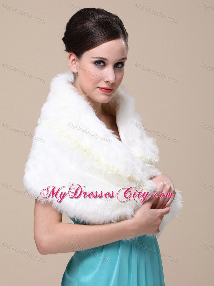 Top Selling Faux Fur Wedding Shawl With Lace V-neck