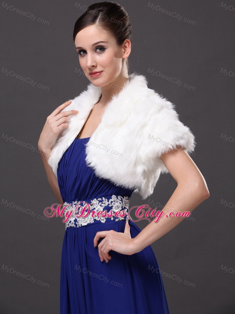 Faux Fur V-Neck Fashionable Wedding Short Sleeves Prom Jacket White