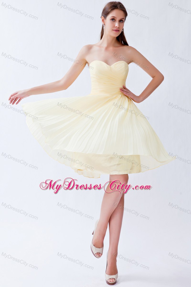 Sweetheart Pleated Knee-length Chiffon Bridesmaid Dress in Light Yellow