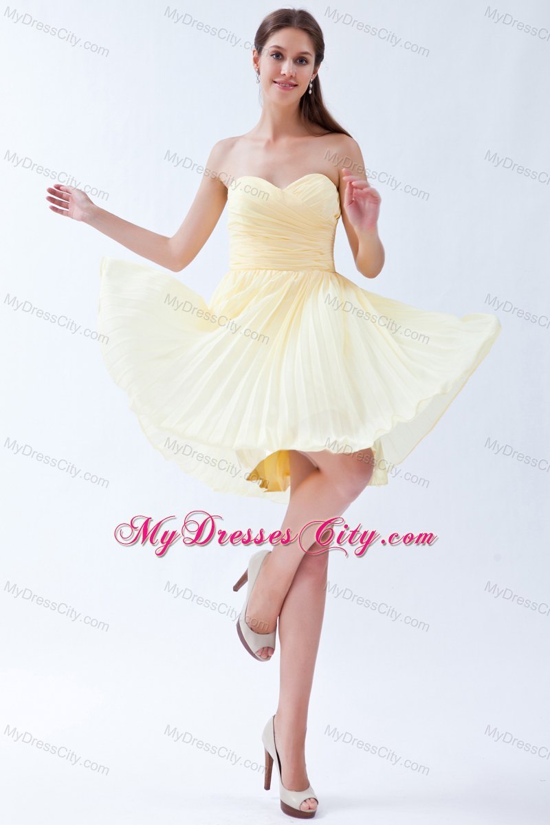 Sweetheart Pleated Knee-length Chiffon Bridesmaid Dress in Light Yellow