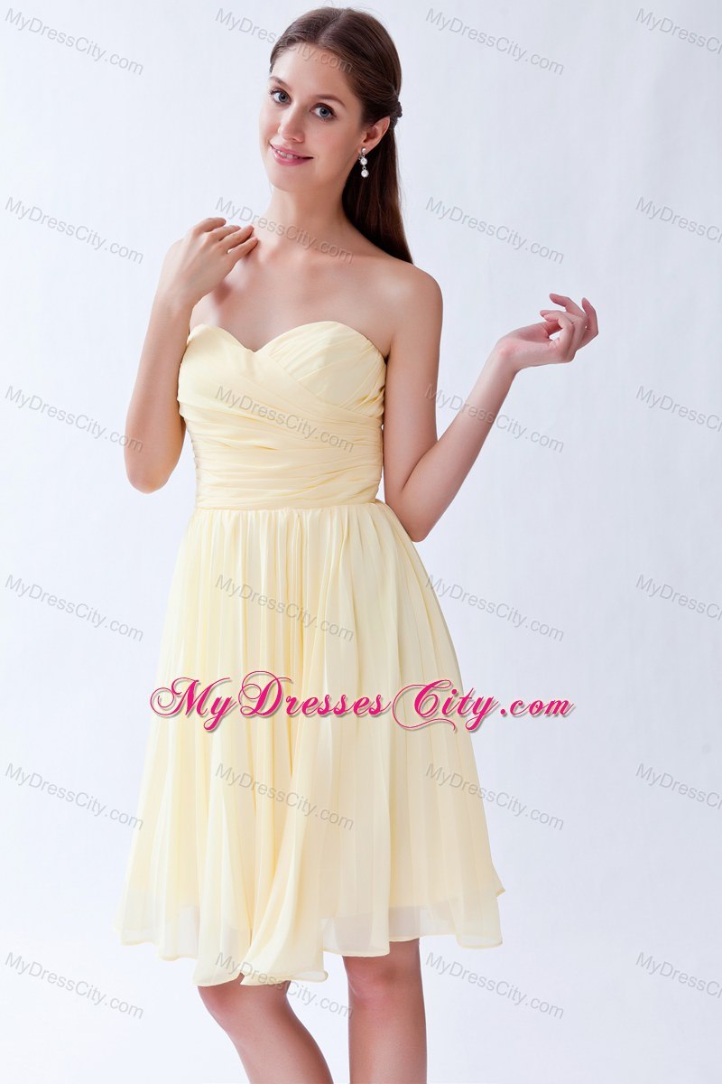 Sweetheart Pleated Knee-length Chiffon Bridesmaid Dress in Light Yellow