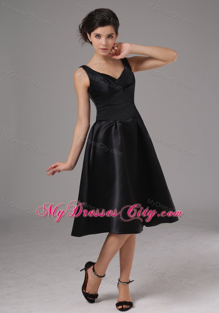 Black A-line Straps Ruches Lace-up Back Bridesmaid Dress