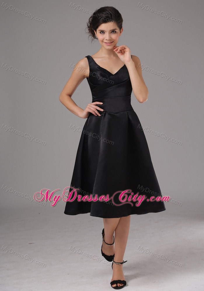 Black A-line Straps Ruches Lace-up Back Bridesmaid Dress