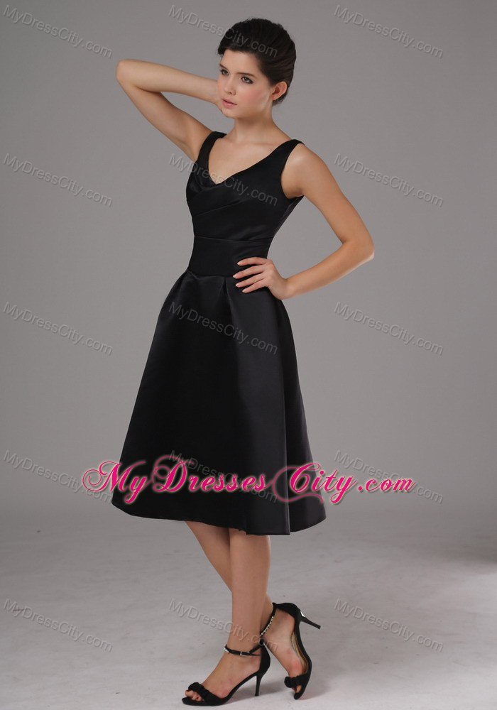 Black A-line Straps Ruches Lace-up Back Bridesmaid Dress