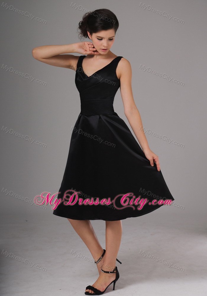 Black A-line Straps Ruches Lace-up Back Bridesmaid Dress