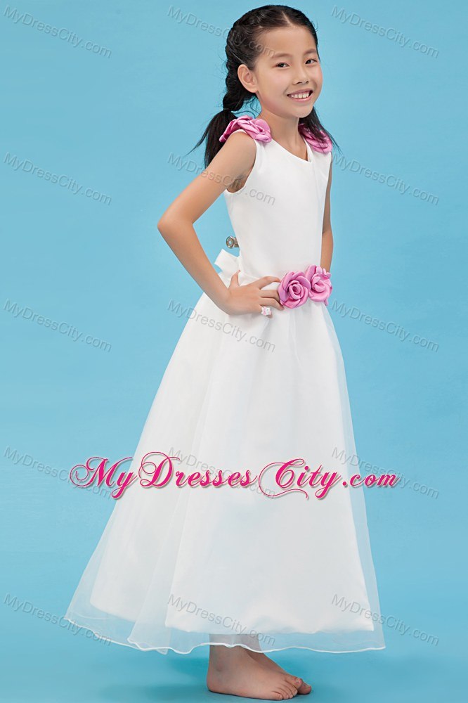 V-neck Ankle-length Organza Flower Girl Dress with Handle Flowers