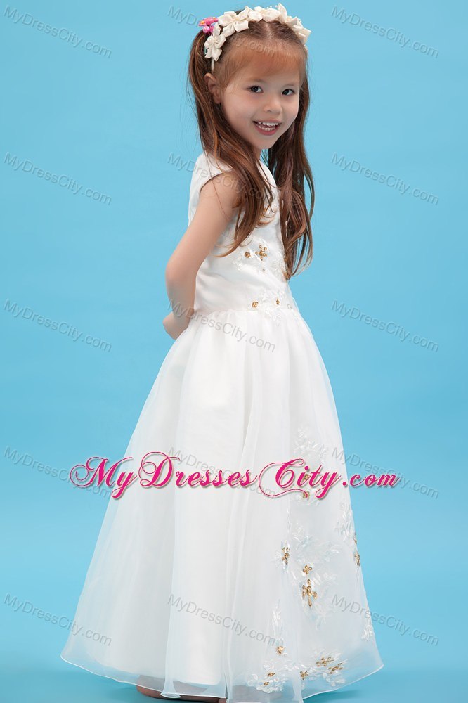 V-neck Floor-length Organza A-line Flower Girl Dress Appliques Accent