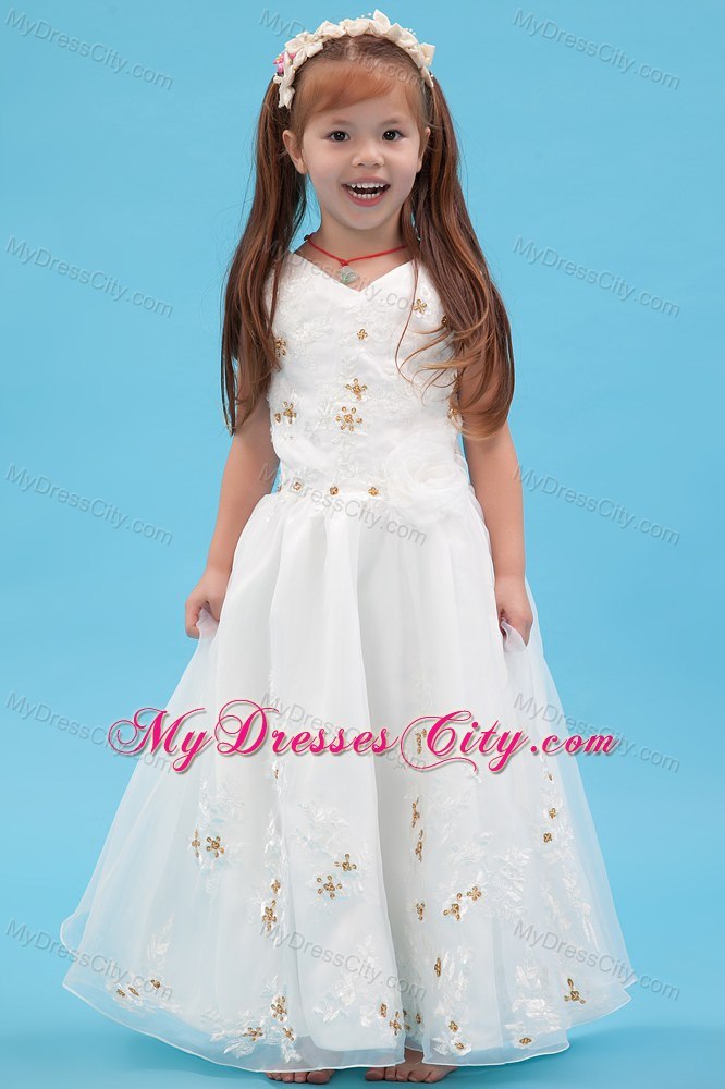 V-neck Floor-length Organza A-line Flower Girl Dress Appliques Accent