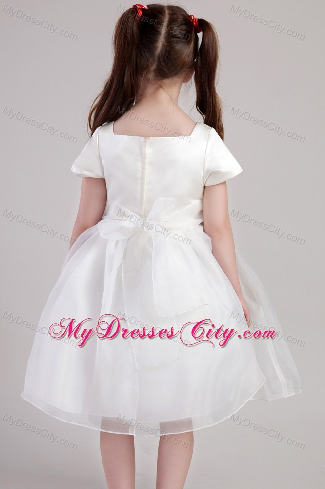 Square Short Sleeves and Flowers Decorate Little Girl Dress A-line Style