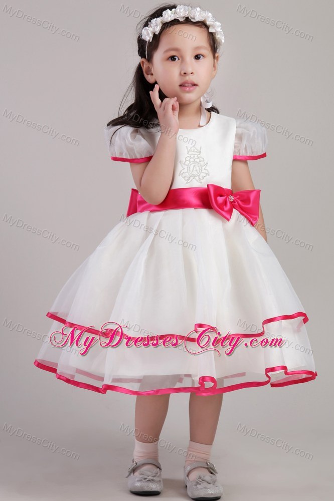 Scoop Beading and Bowknot Decorate Little Girl Dress with Short Sleeves