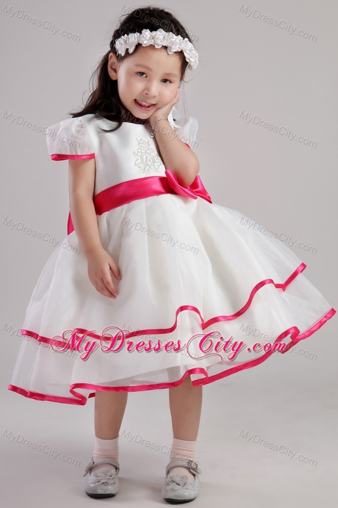 Scoop Beading and Bowknot Decorate Little Girl Dress with Short Sleeves