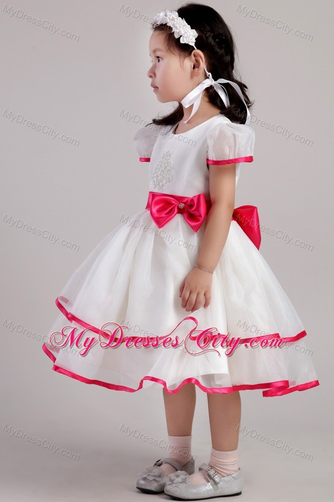 Scoop Beading and Bowknot Decorate Little Girl Dress with Short Sleeves