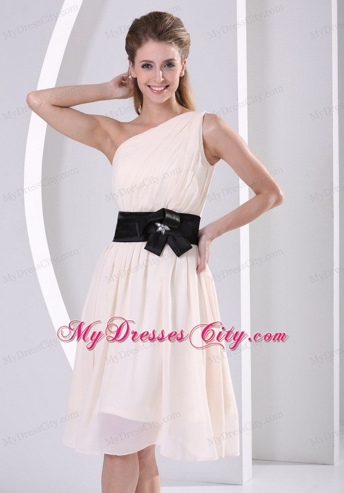 Champagne One Shoulder Prom Dresses With Black Brooch Belt