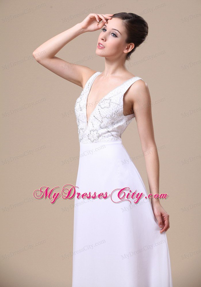 Empire V-neck Beaded Chiffon White Prom Dresses for Ladies