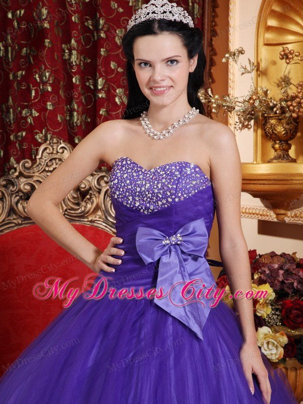 Sweetheart Beaded Sweet 16 Dresses with Bowknot