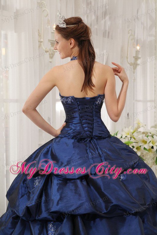 Beautiful Navy Blue Halter Taffeta Appliques Dress for Sweet 15