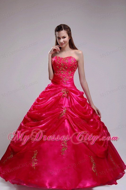 Red Ball Gown Strapless Organza Quinceanera Dress with Appliques