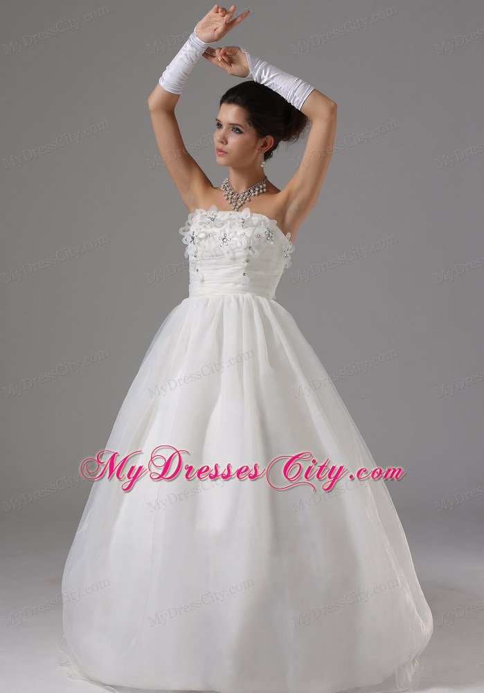 2013 Appliques Decorated Bust Strapless Ball Gown Bridal dress