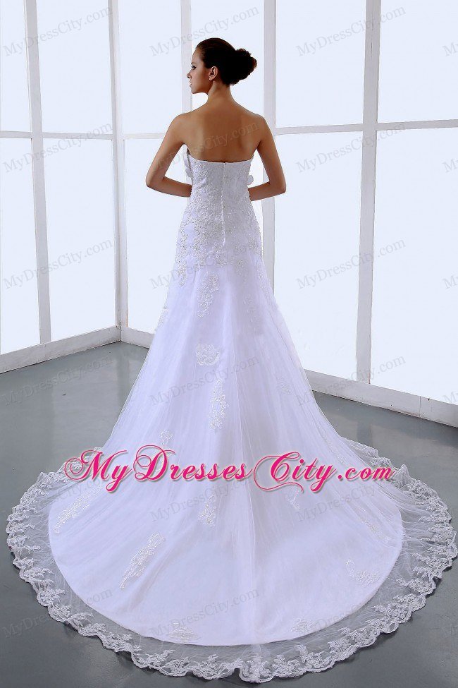 Hand Made Flowers Sweetheart Chapel Train Lace wedding Gown