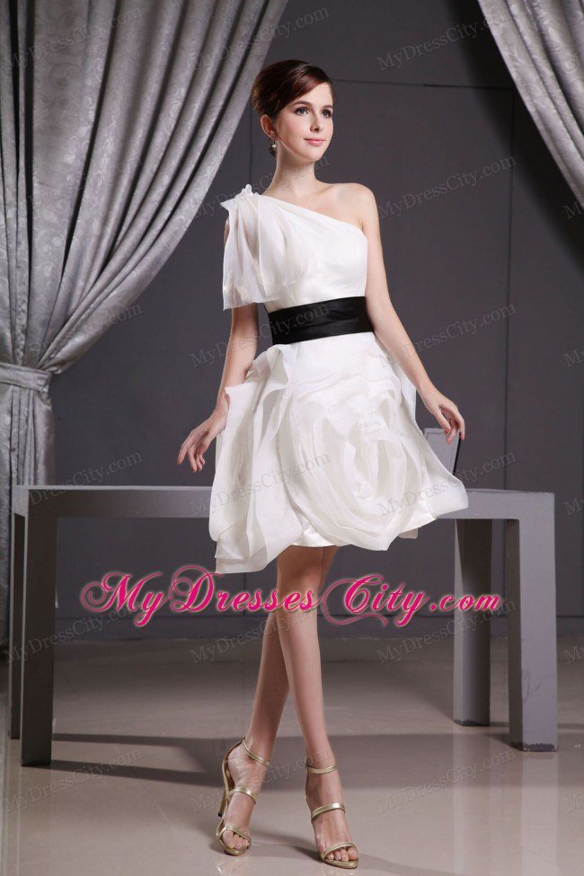 Cute Mini-length One Shoulder Wedding Dress with Black Belt