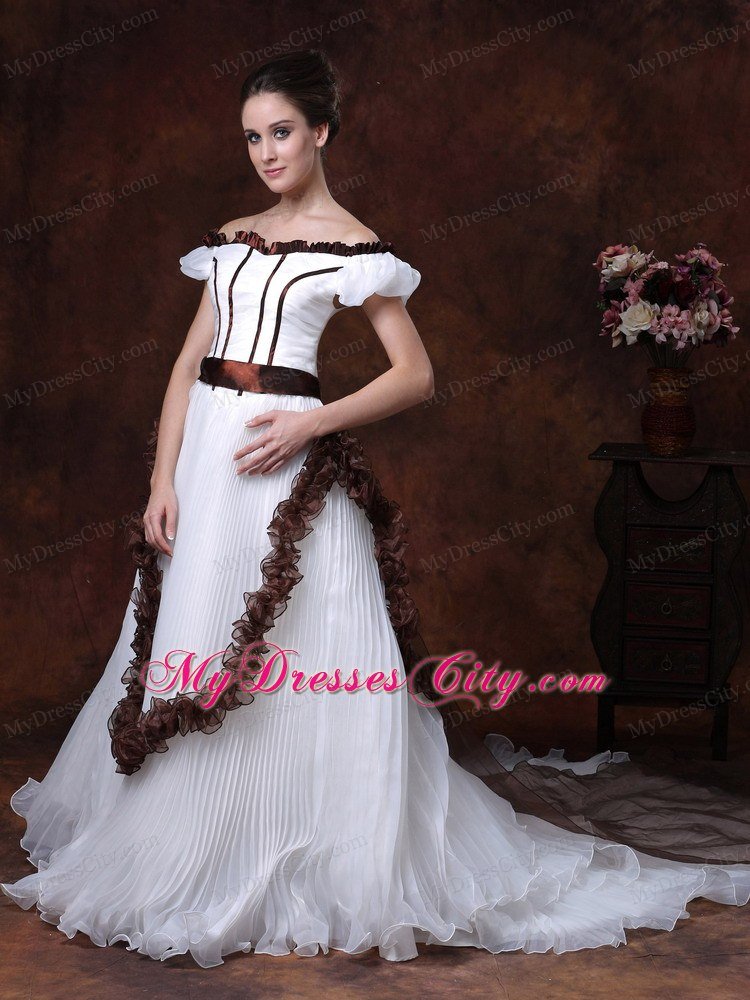 Off The Shoulder A-Line Pleated Wedding Dress with Brown Train