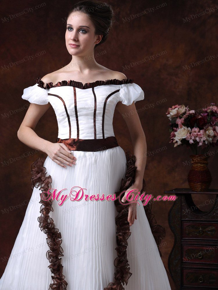 Off The Shoulder A-Line Pleated Wedding Dress with Brown Train