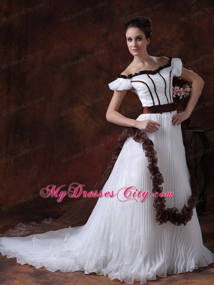 Off The Shoulder A-Line Pleated Wedding Dress with Brown Train